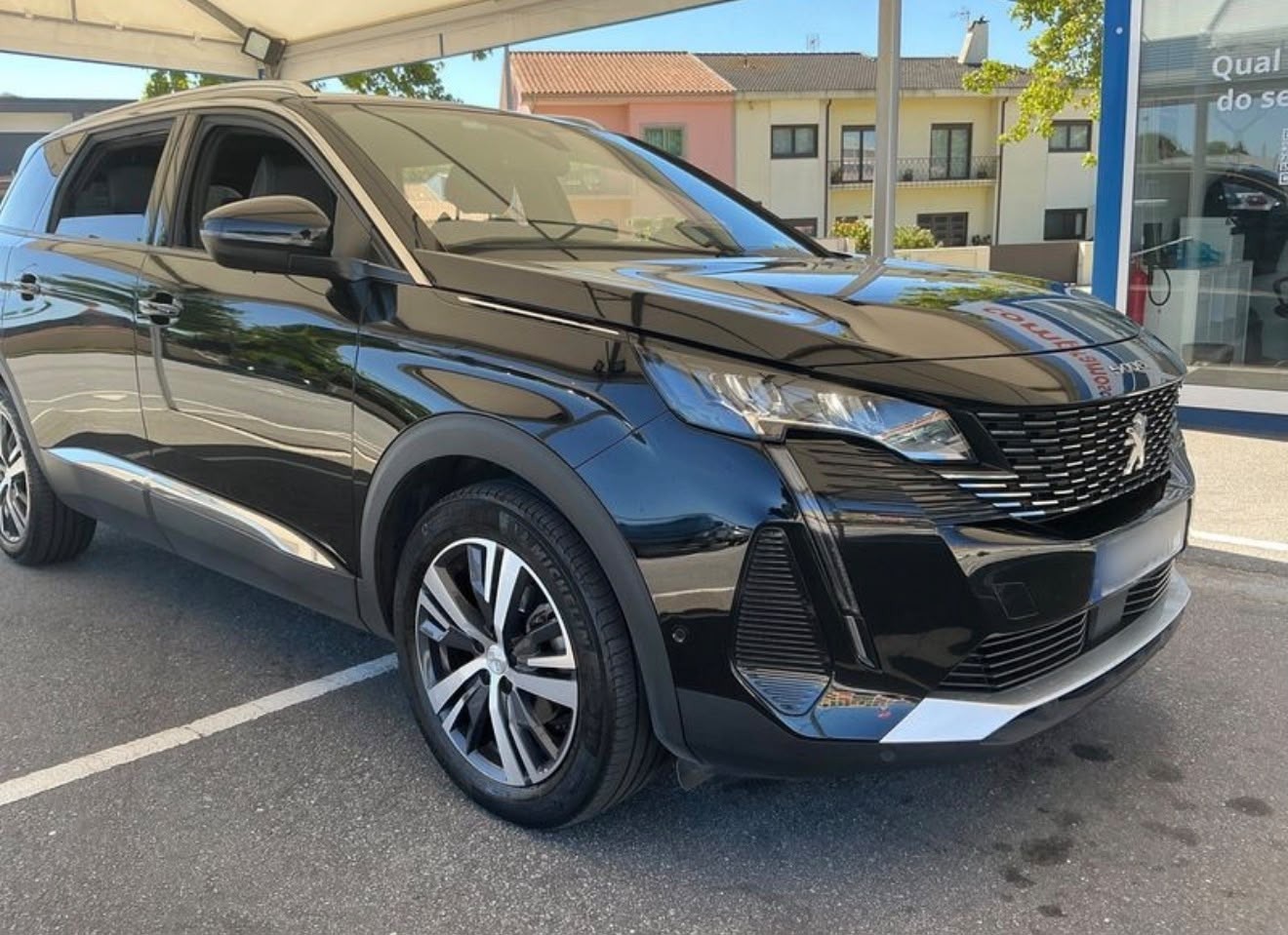 Peugeot 5008 Allure Rear View